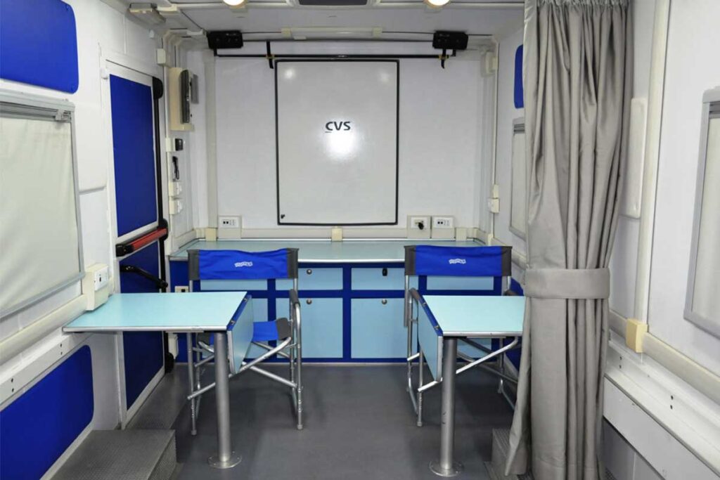 noleggio-veicoli-speciali-large CVS