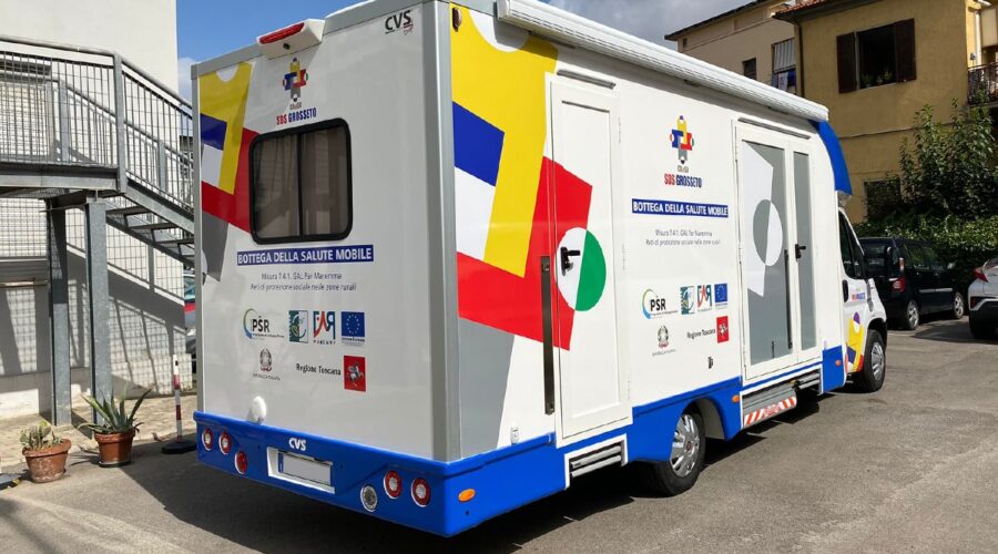 AMBULATORI MOBILI PER VACCINI